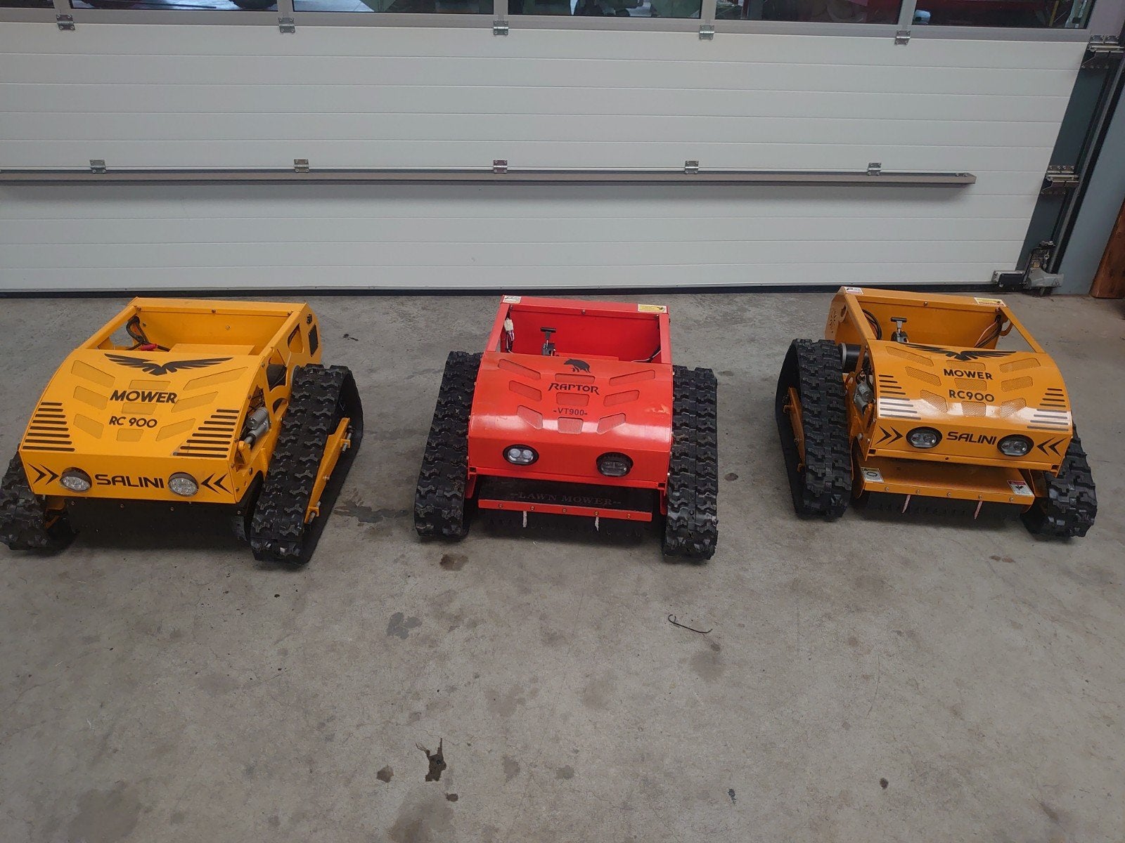 Salini Mower RC-900 Benzine Grasmaaier op rupsbanden, Tuin en Terras, Grasmaaiers, Ophalen, Cirkelmaaier, Elektrische starter