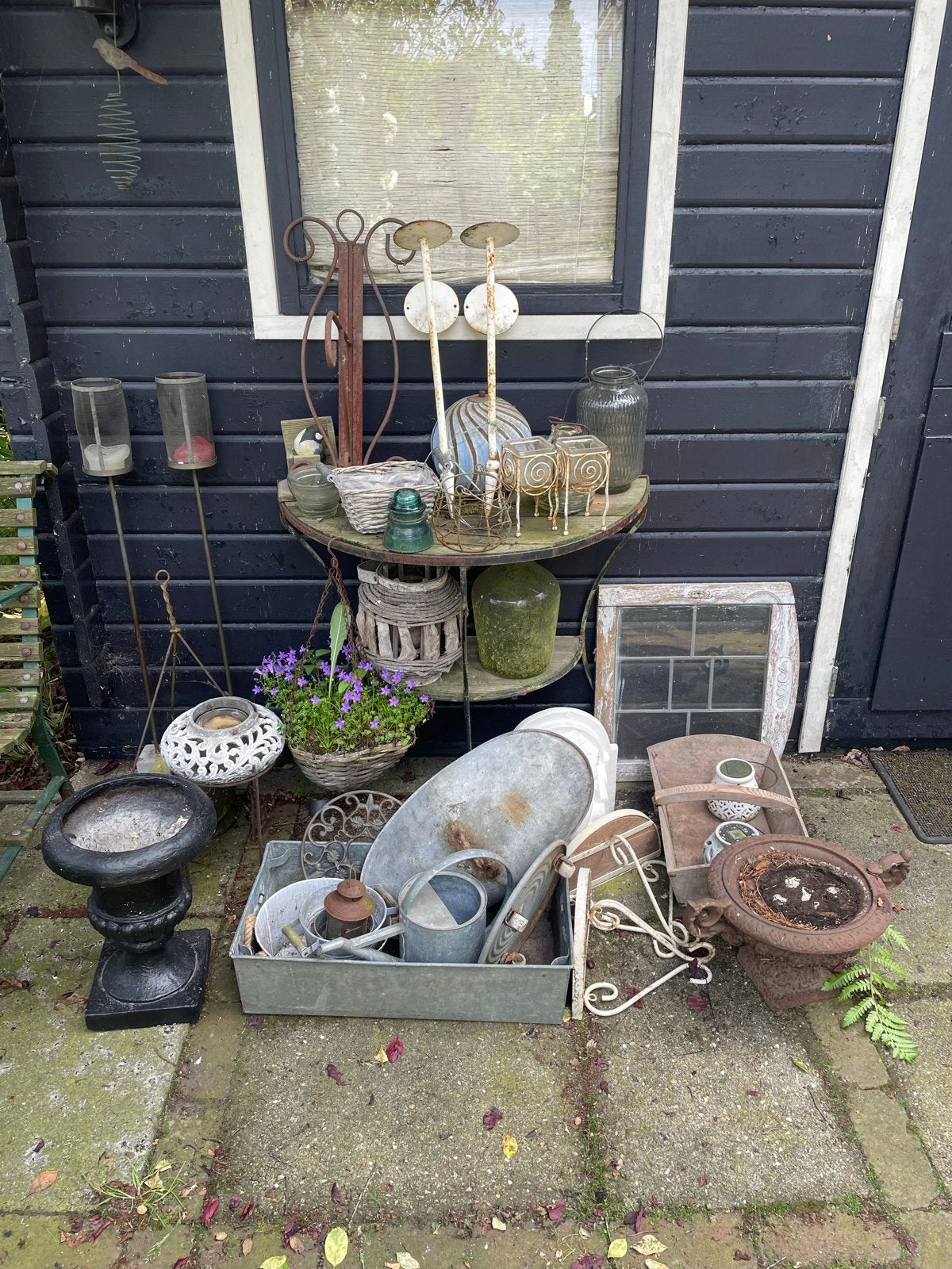 verzameling brocante spullen incl. tafel, Ophalen