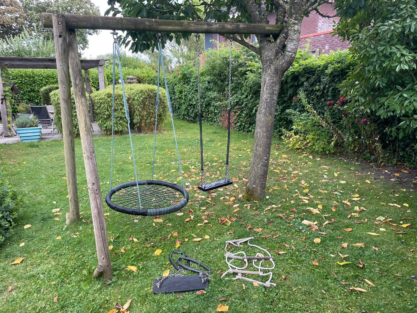 2 schommels en 1 nestschommel, Ophalen, Gebruikt, Schommel