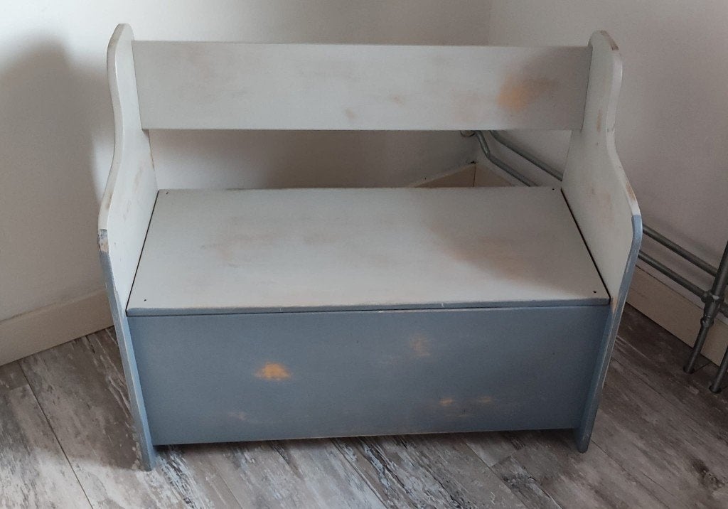 Houten kinder bankje, Ophalen, Zo goed als nieuw, Stoel(en)