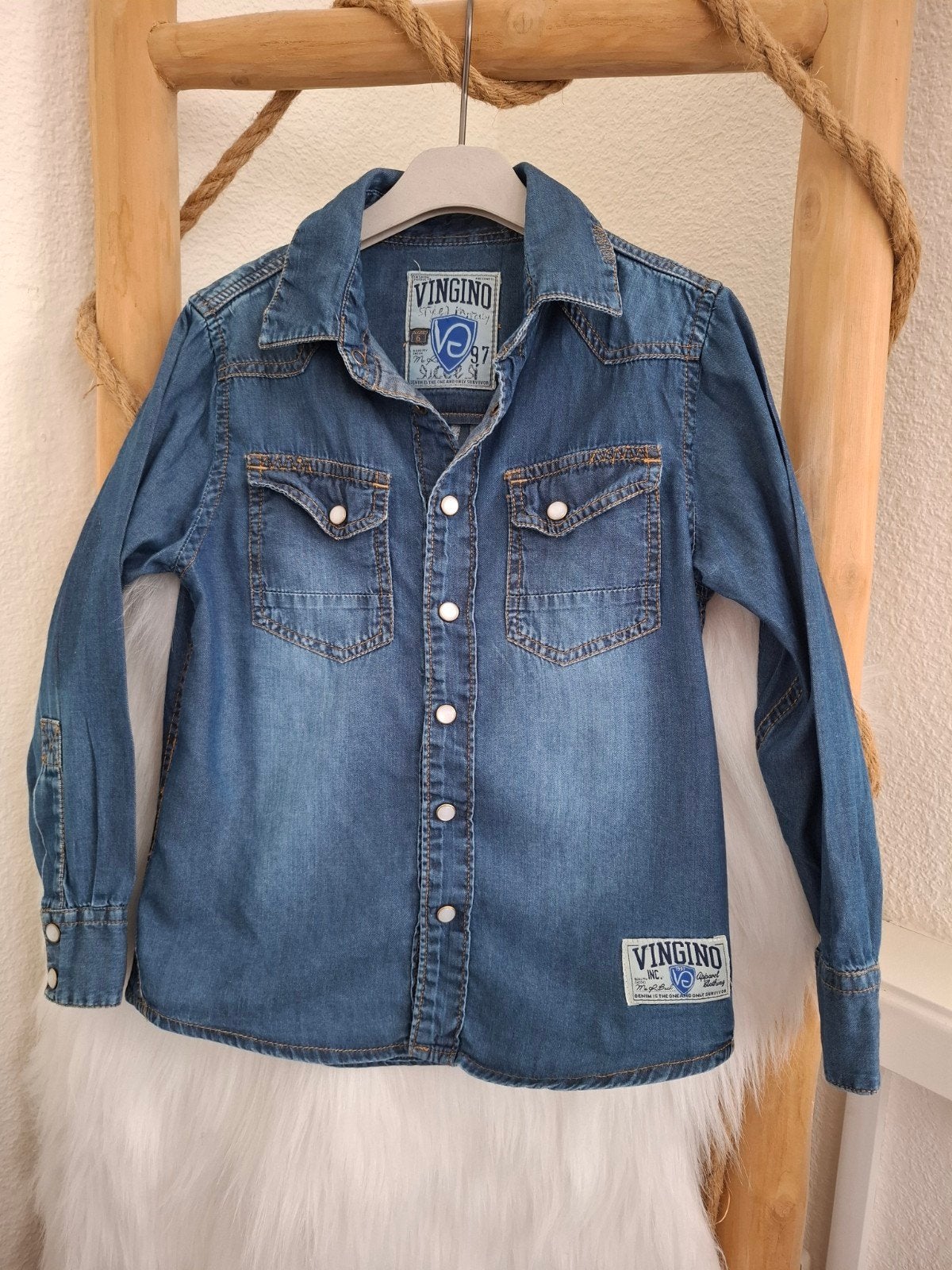 Vingino spijkerblouse maat 6, Gebruikt, Overhemd of Blouse, Ophalen of Verzenden, Vingino