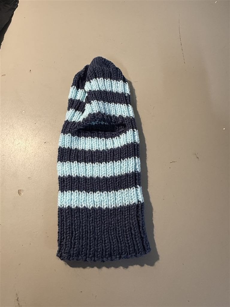 bivakmuts unisex. Donkerblauw/lichtblauw gestreept, Kleding | Heren, Mutsen, Sjaals en Handschoenen, Ophalen of Verzenden, Nieuw