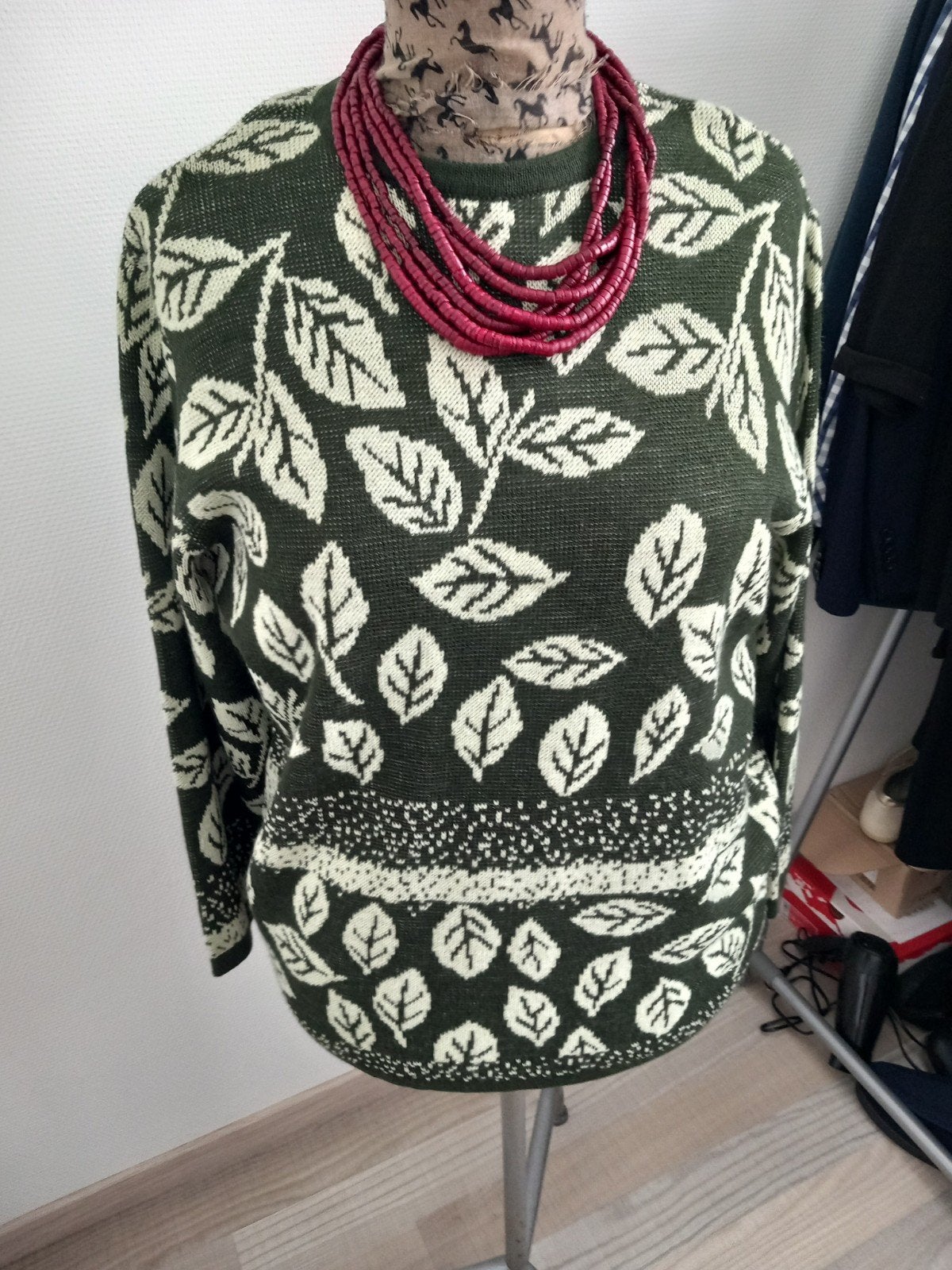 warm groen met gouddraad Lucia vintage 46, Maat 46/48 (XL) of groter, Nieuw, Ophalen of Verzenden, Groen