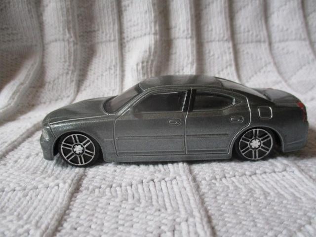 auto Dodge Charger model 2006, Hobby en Vrije tijd, Modelauto's | Overige schalen, Gebruikt, Auto, Ophalen of Verzenden