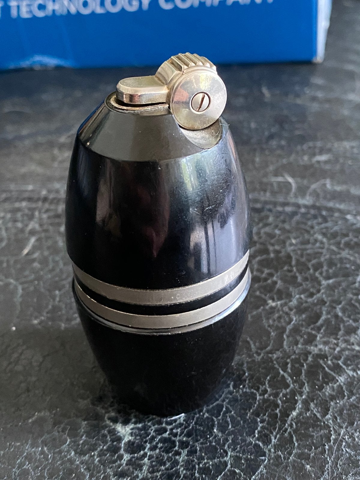 Oude / Vintage POPPEL aansteker. Bakeliet. In mooie staat., Verzamelen, Ophalen of Verzenden, Zo goed als nieuw, Aansteker