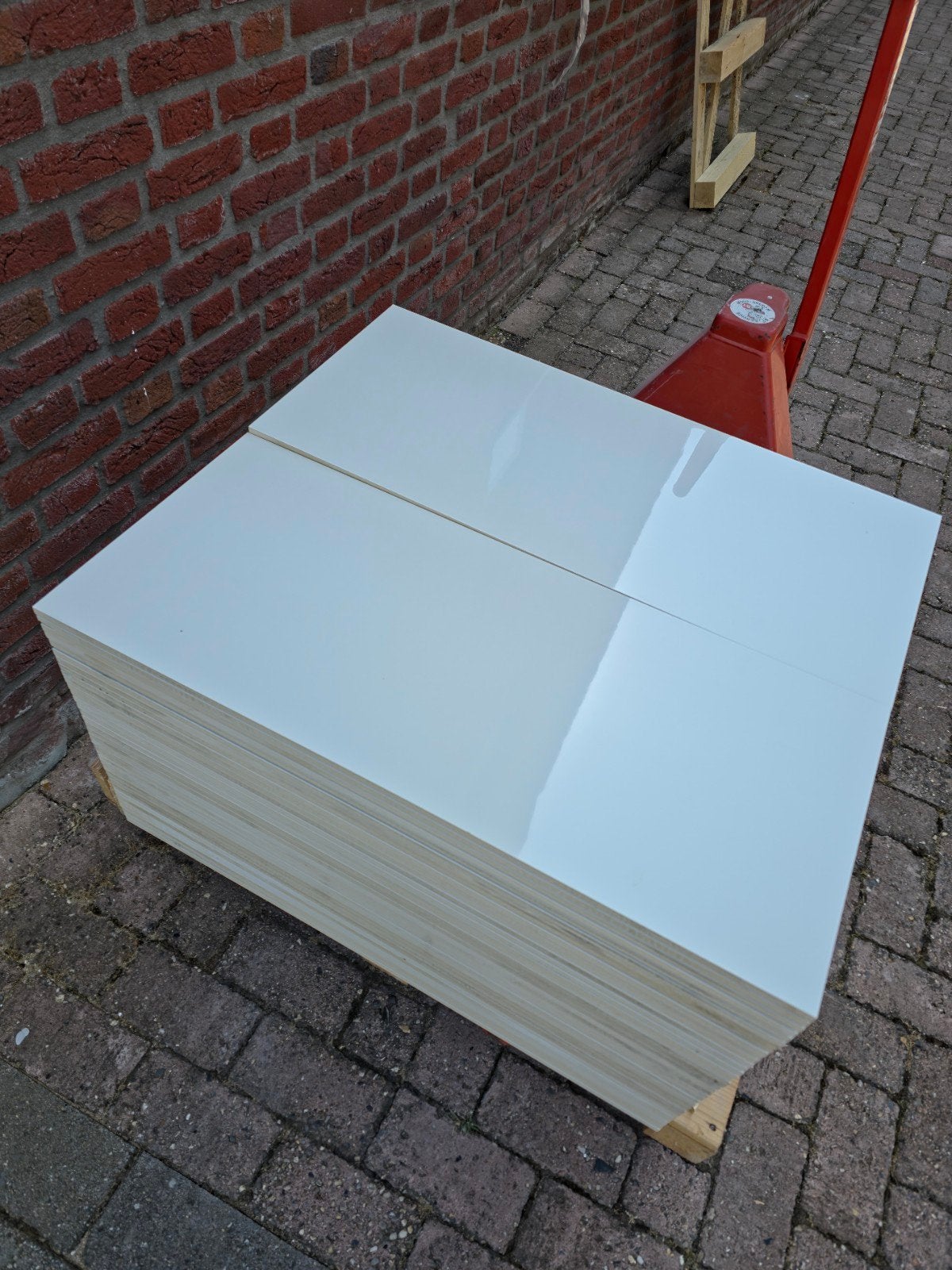 Witte hoogglans tegels 32x75x1 cm, Doe-het-zelf en Verbouw, Tegels, Ophalen, 60 cm of meer, Nieuw, 10 m² of meer