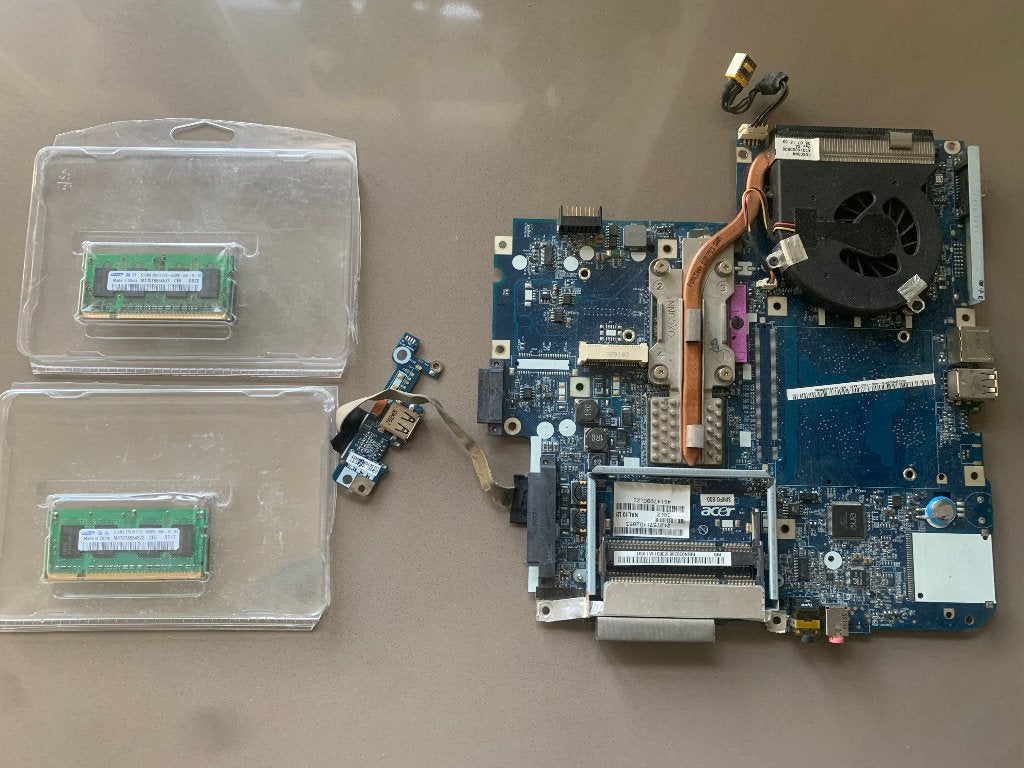 Acer Aspire 7720 laptopmoederbord met geheugenbankjes, Gebruikt, Intel Socket P (PPGA478), Ophalen of Verzenden, DDR2