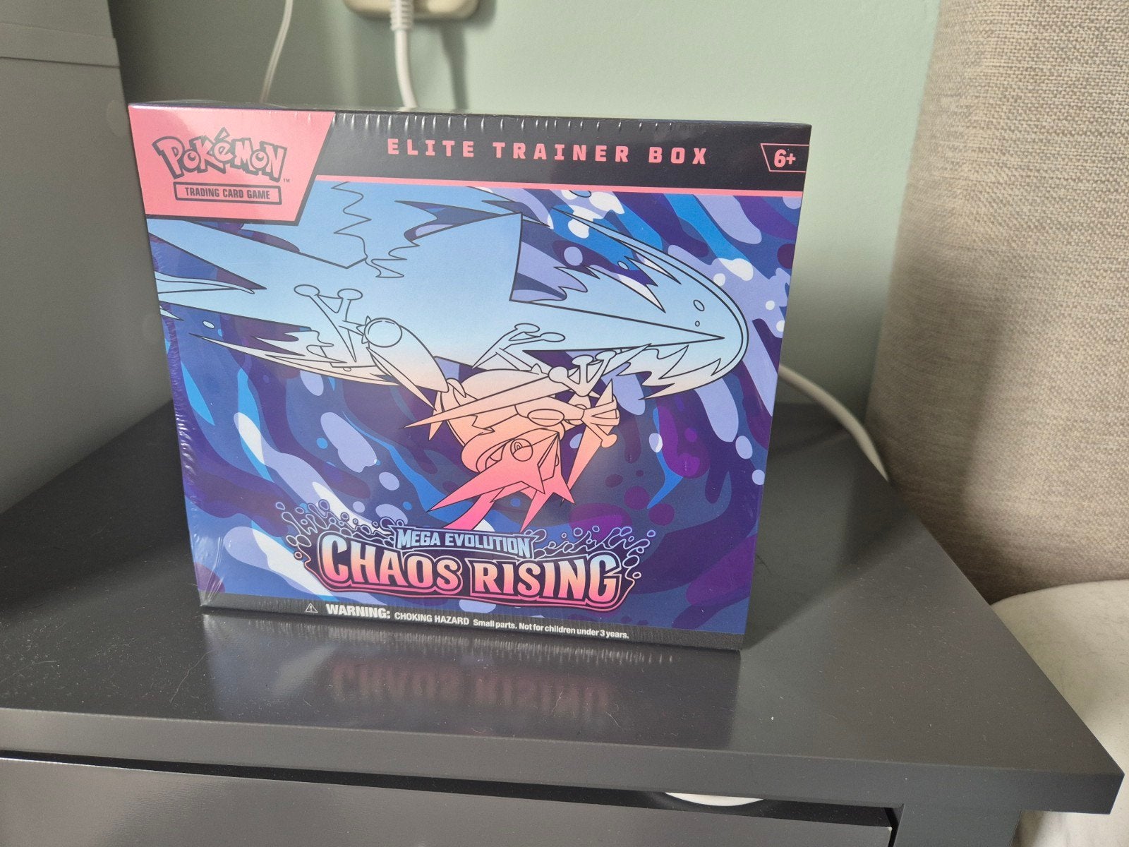 Pokémon TCG: Mega Evolution Chaos Rising Elite Trainer Box, Ophalen of Verzenden, Zo goed als nieuw, Boosterbox
