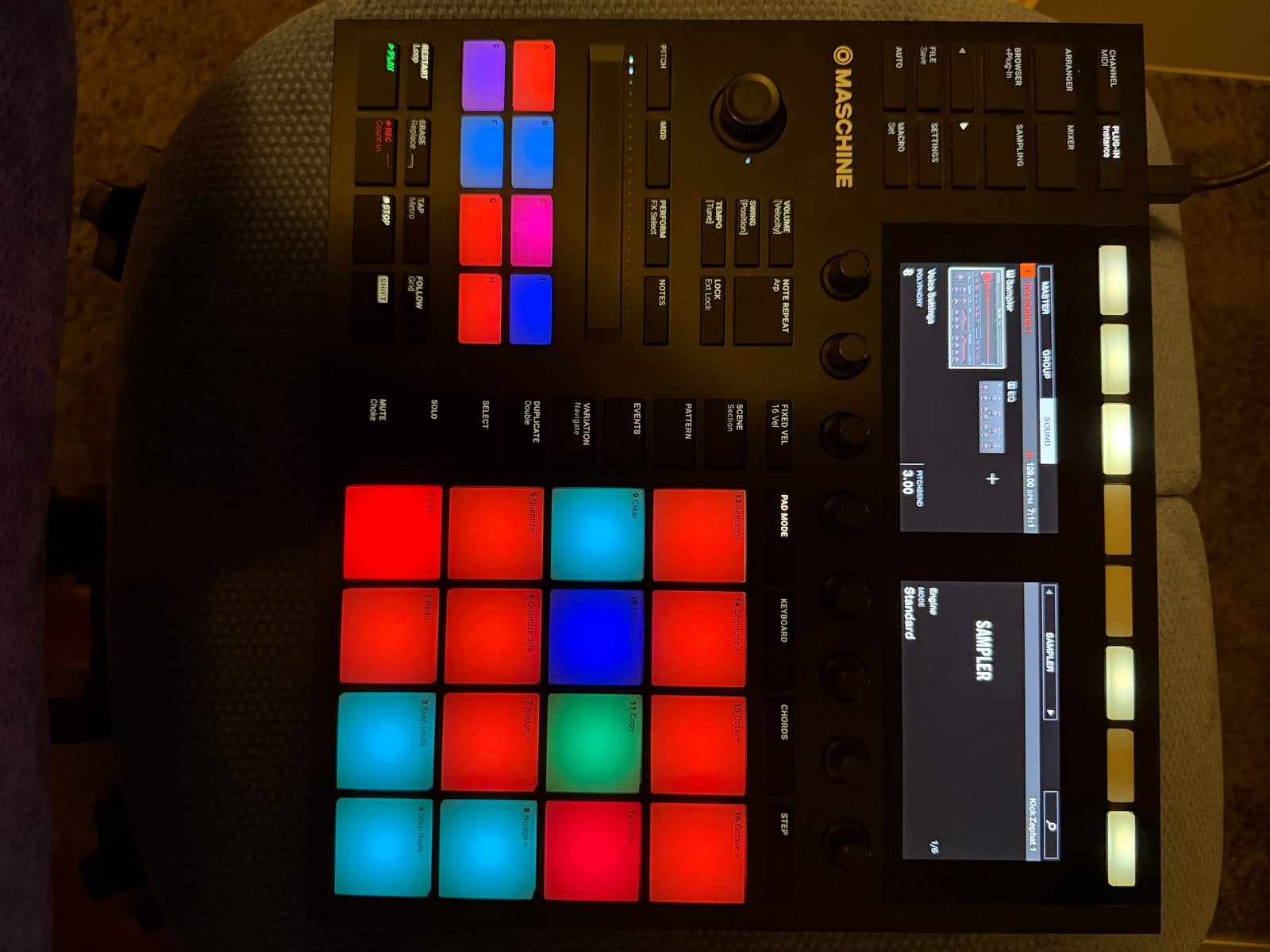 Native Instruments Maschine MK3 & Komplete Kontrol A49