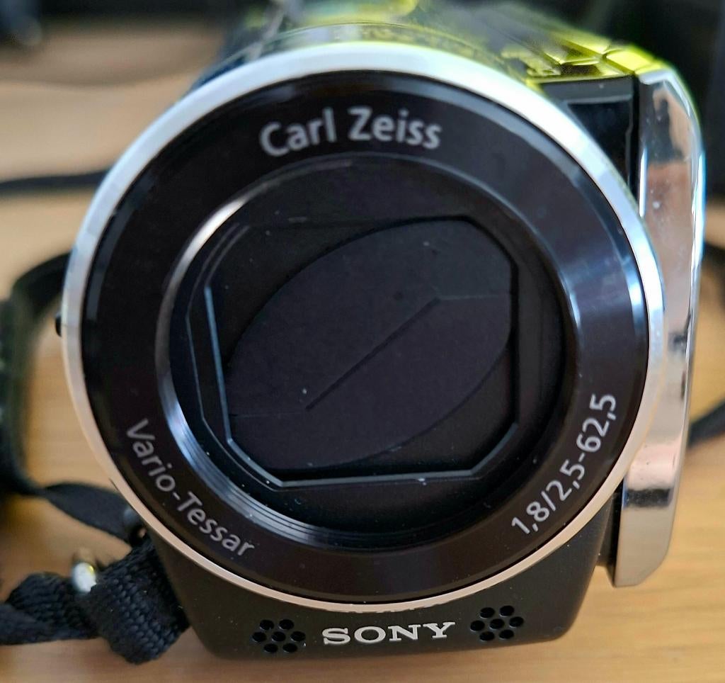 Sony video camera. Met sd kaart van sony 100% goed., Audio, Tv en Foto, Videocamera's Digitaal, Ophalen, Full HD, Overige soorten