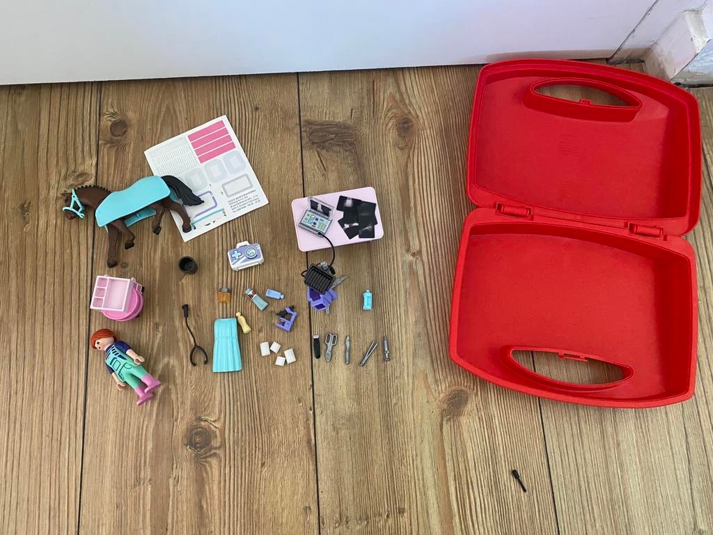 Playmobil set dierenarts voor paarden, Ophalen of Verzenden, Zo goed als nieuw
