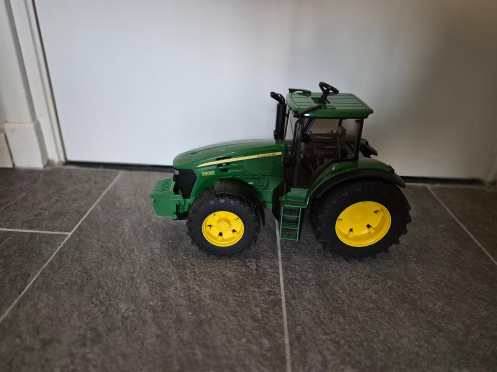 John Deere tractor 7930 speelgoedmodel, Ophalen of Verzenden, Gebruikt