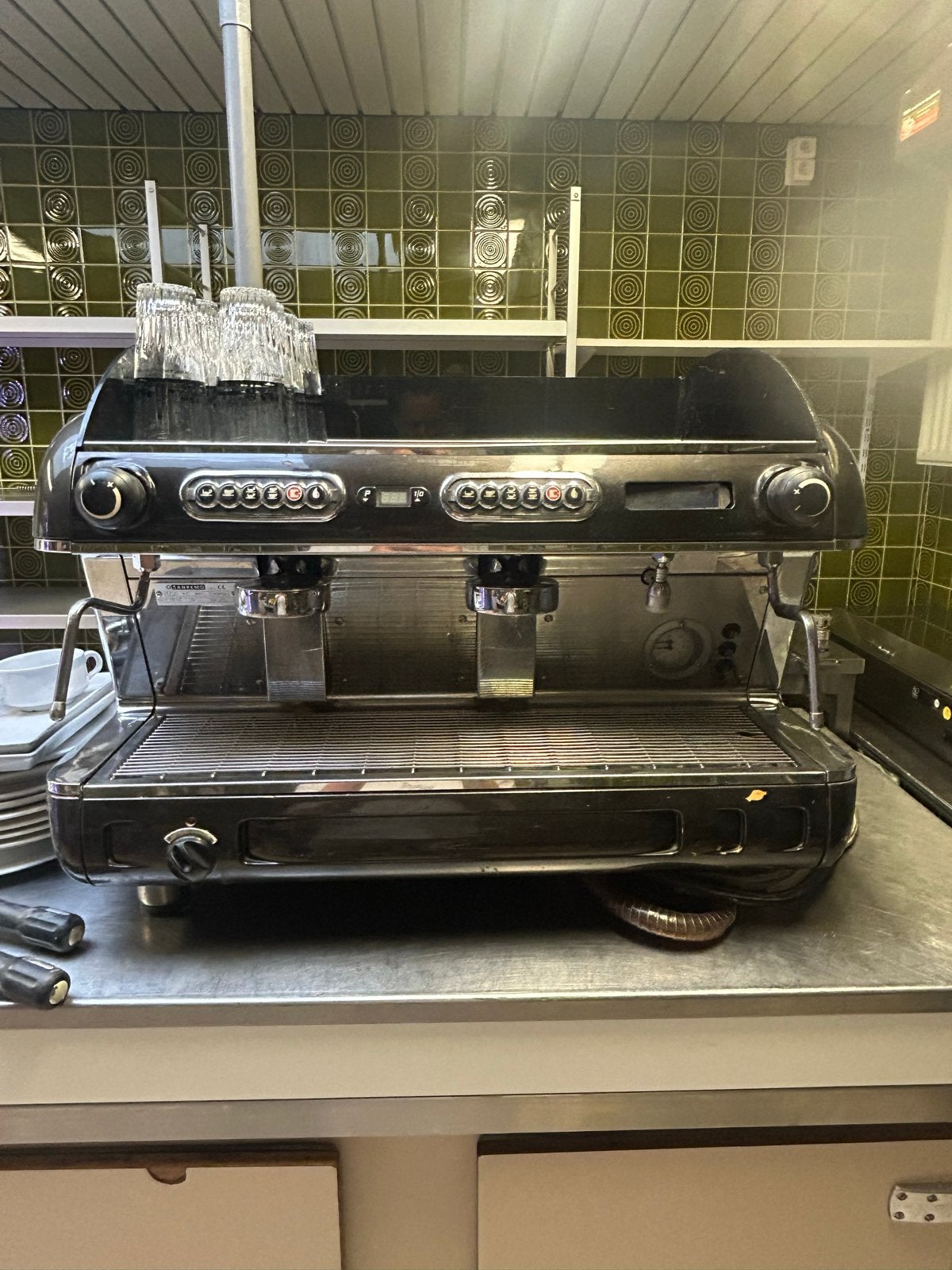 Professionele Espresso Machine + koffie molen, Stoompijpje, Gebruikt, Espresso apparaat, 10 kopjes of meer