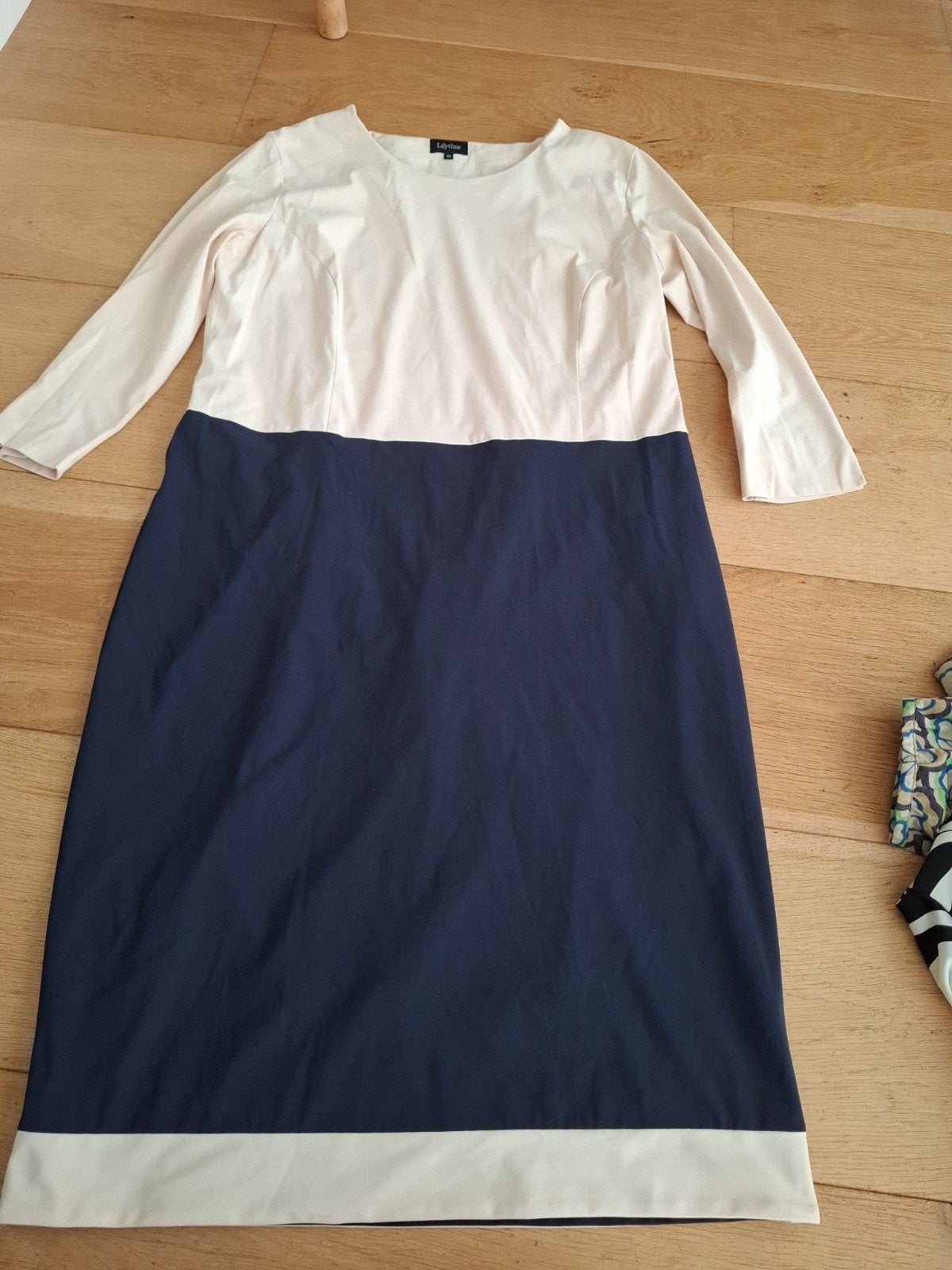 Lilytime jurk maat 46 xxxl beige en donkerblauw, Beige, Maat 46/48 (XL) of groter, Ophalen of Verzenden, Gedragen