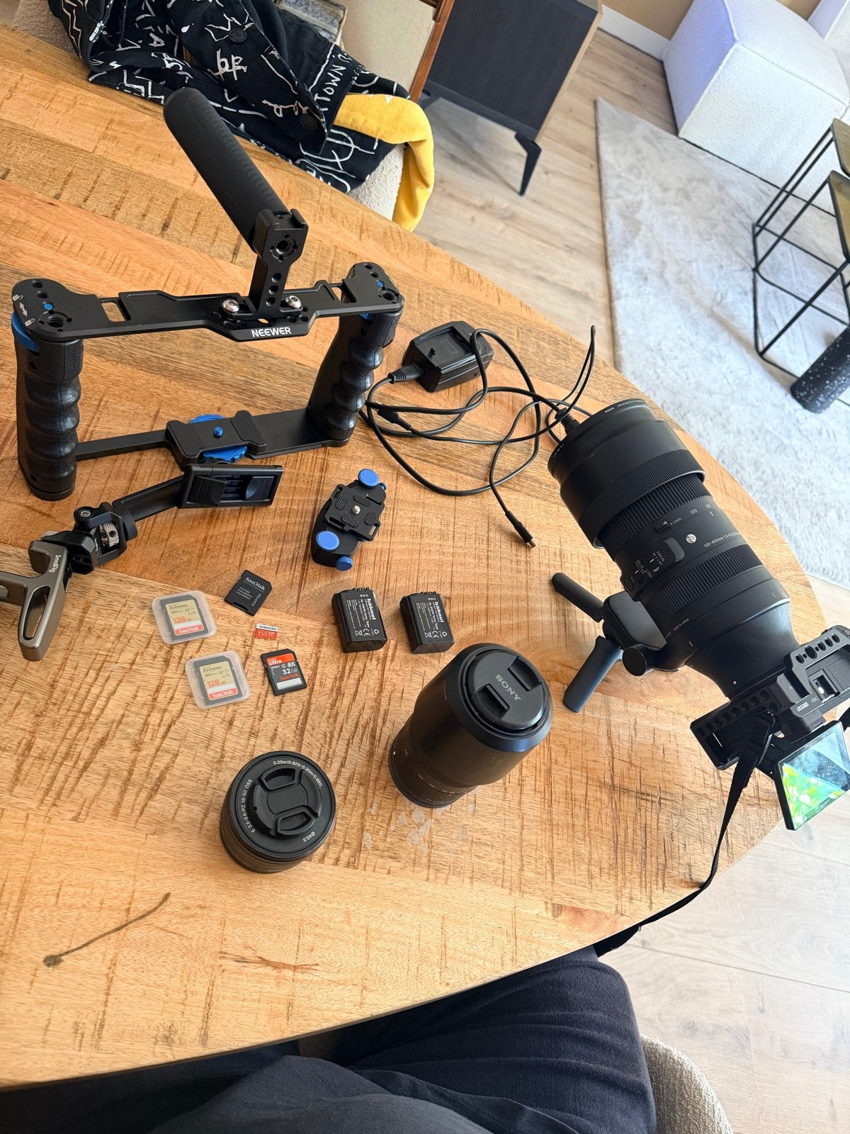 Sony A6300 Camera Kit met 3 lenzen en accessoires, Ophalen, Gebruikt, Beeldstabilisatie, Accu