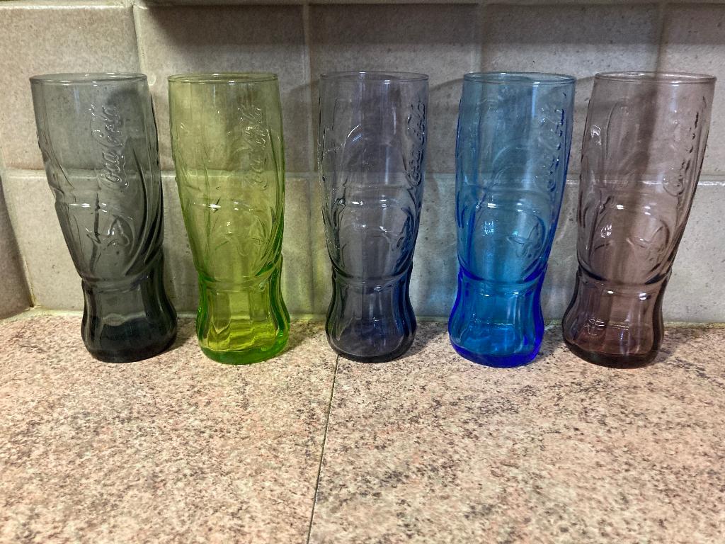 5 nieuwe gekleurde coca cola glazen, Verzamelen, Ophalen of Verzenden, Nieuw, Frisdrankglas