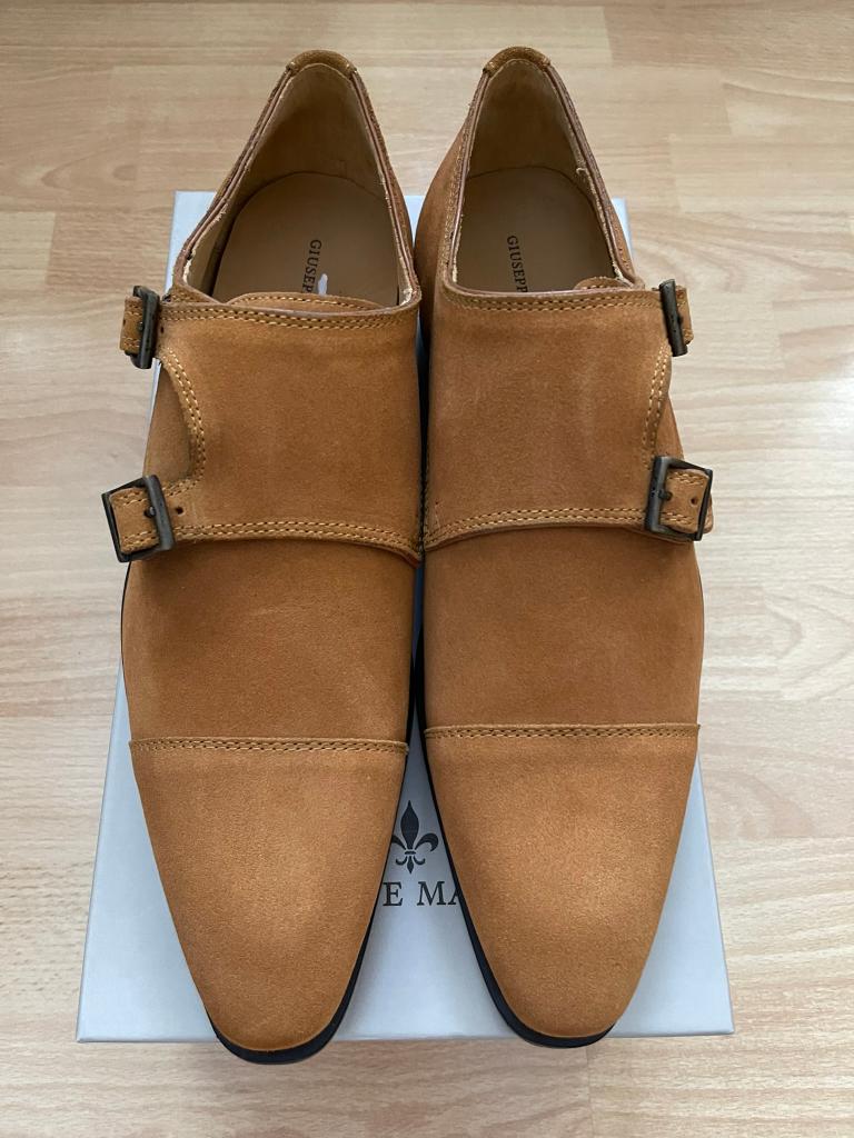 Prachtige gele Giuseppe Maurizio gesp suede schoenen maat 42, Overige kleuren, Nieuw, Ophalen of Verzenden, Gespschoenen