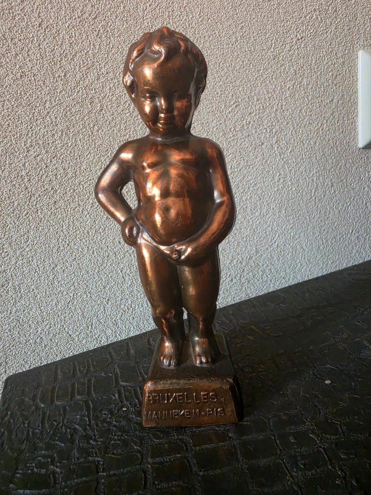 Vintage Manneken Pis replica - 20 cm - Bronskleurig, Gepatineerd, Ophalen of Verzenden, 20 - 50 cm, Beeld