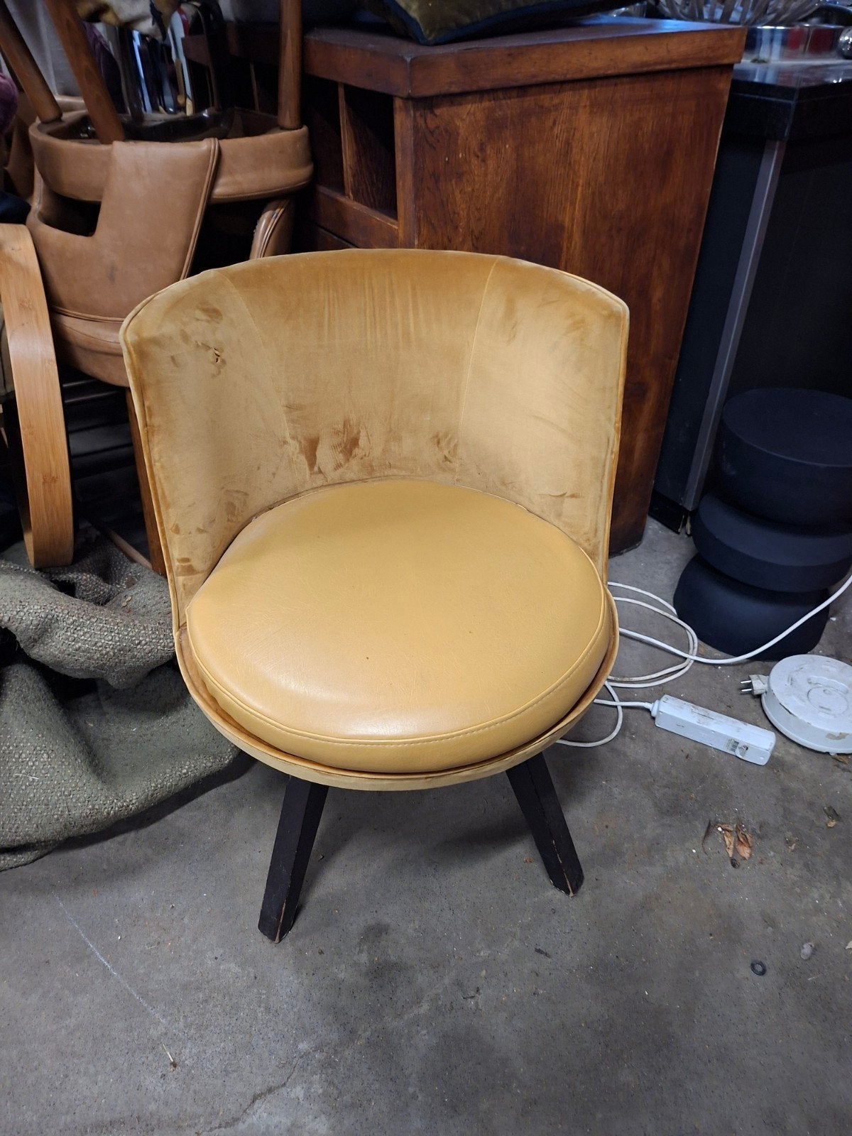2 Camelkleurige Fauteuils, Ophalen, Gebruikt, Minder dan 75 cm, Vintage