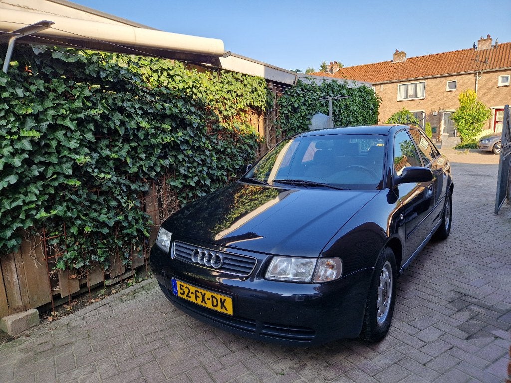 Audi A3 1.9 TDI 66KW 5D 2000 Zwart vakantie auto, Auto's, Voorwielaandrijving, 1160 kg, Stof, 4 cilinders