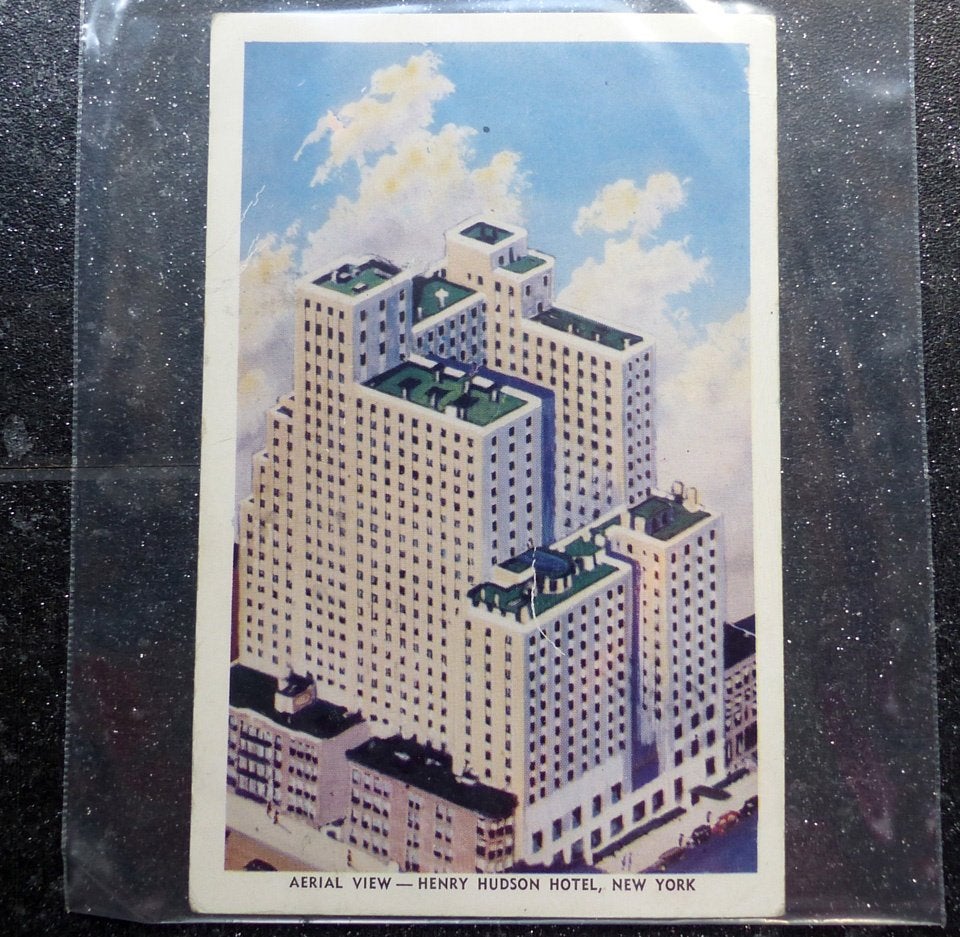 Oude ansichtkaart Henry Hudson hotel New York Dexter Press, Verzamelen, Ophalen of Verzenden, 1920 tot 1940, Gelopen, Buiten Europa
