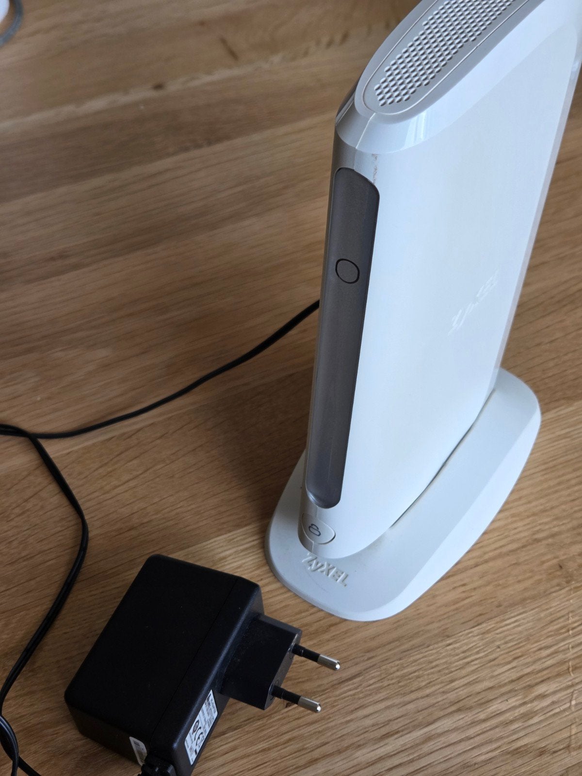 Zyxel WAP6806 Router - Zo goed als nieuw, Ophalen, Zo goed als nieuw, Router, Zyxel