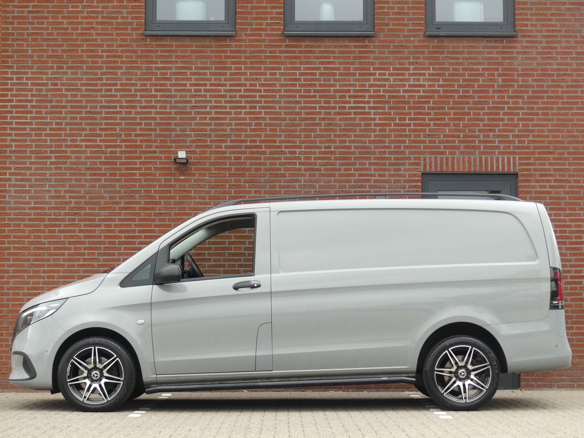 Mercedes-Benz Vito 119 CDI LANG PDC/Camera/LED/Navigatie, Automaat, Dealer onderhouden, Gebruikt, Euro 6