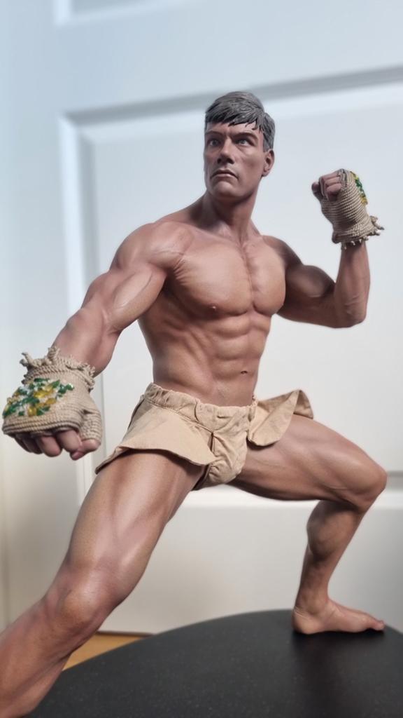 PCS Jean Claude van Damme Statue Muay Thai statue  NIEUW, Verzamelen, Beelden en Beeldjes, Ophalen, Nieuw, Mens
