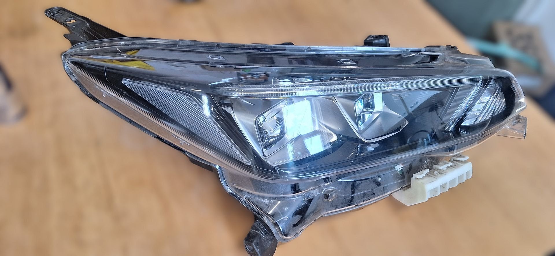 Nissan Leaf II (ZE1) koplamp/koplamp 260105SH5A, Ophalen of Verzenden, -, -, -