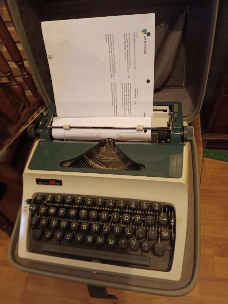 antieke typemachine in koffer, Ophalen of Verzenden, Gebruikt