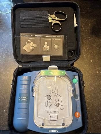 Philips AED, heartstart HS1, met testcertificaat., Diversen, Verpleegmiddelen, Ophalen, Gebruikt