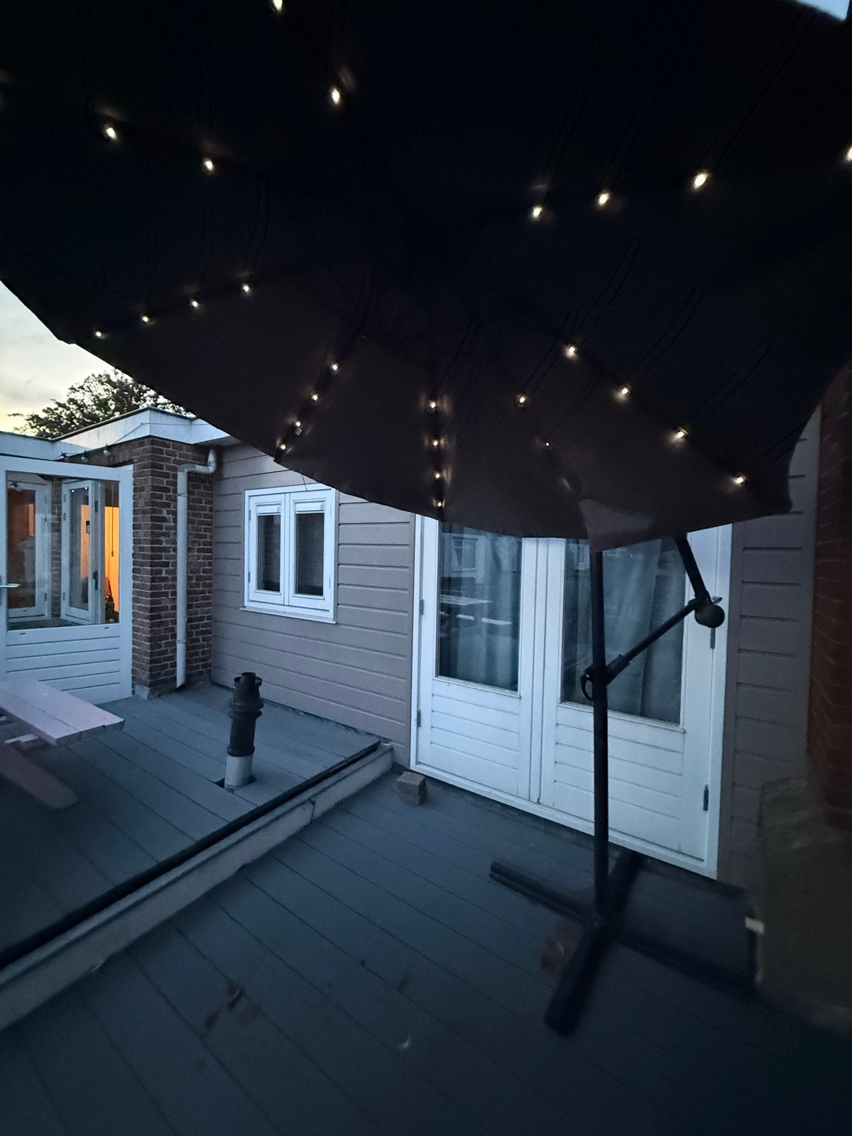 Zweefparasol met LED-verlichting