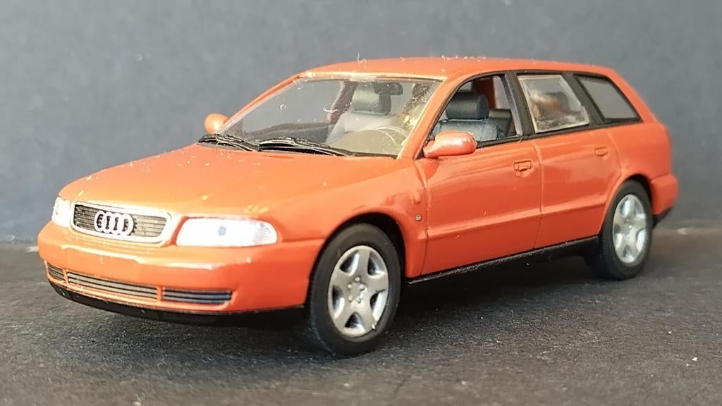 Audi A4 Avant 1995 1:43 Minichamps Pol, Auto, Verzenden, MiniChamps, Pauls Model Art Gmbh