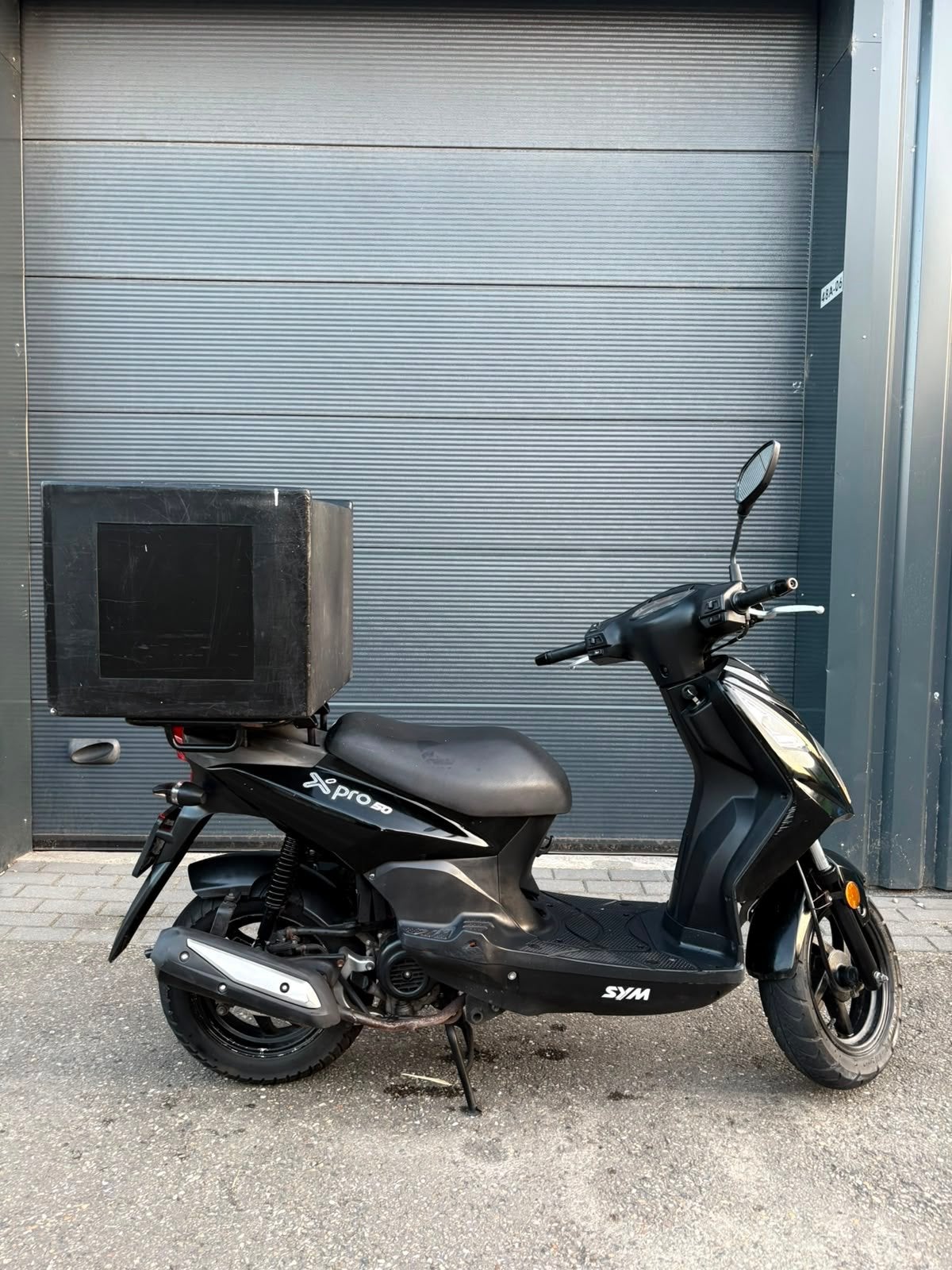 SYM X-Pro 50 Scooter met Bezorgbox, Fietsen en Brommers, Scooters | SYM, Ophalen, Gebruikt, Overige modellen, Maximaal 45 km/u