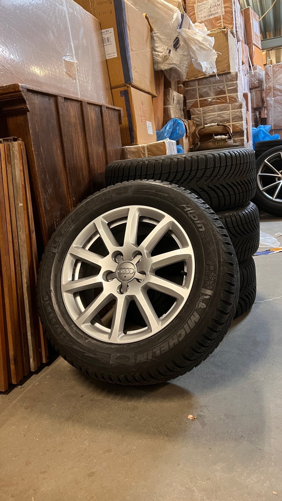Audi 16 inch winterbanden met velgen (4 stuks), Auto-onderdelen, Banden en Velgen, Ophalen, 16 inch, Winterbanden, Band(en)
