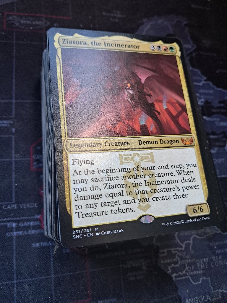 MTG Commander Budget Deck Ziatora rood zwart groen sacrifice, Ophalen of Verzenden, Zo goed als nieuw, Speeldeck