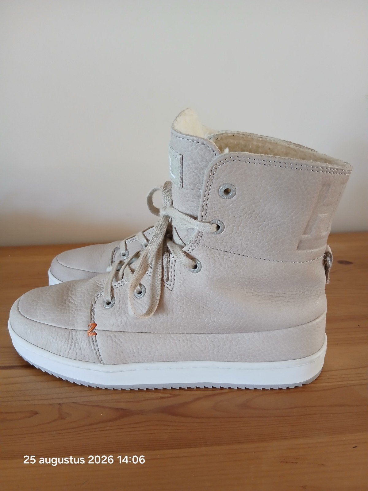 HUB lederen boots maat 38, Beige, Lage of Enkellaarzen, Ophalen of Verzenden, Zo goed als nieuw