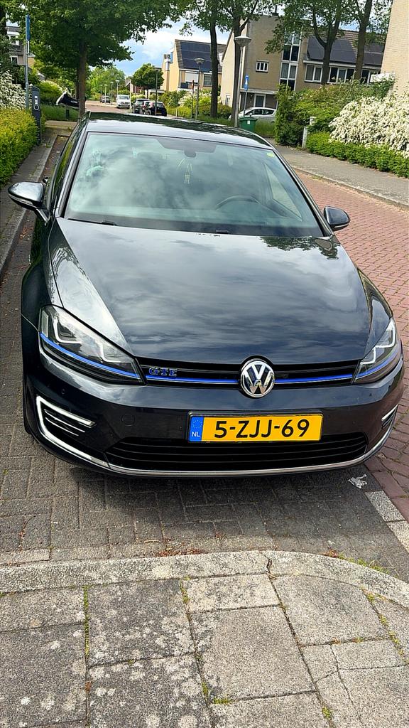 Volkswagen Golf 1.4 TSI Phev 150KW GTE 5D 2015 Grijs, Auto's, 4 cilinders, 1395 cc, 1499 kg, 149 pk