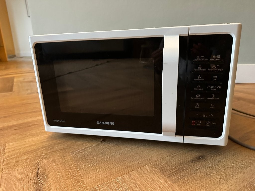 Combimagnetron  Samsung MC28H5015AW, Ophalen, Combimagnetron, Gebruikt, Draaiplateau