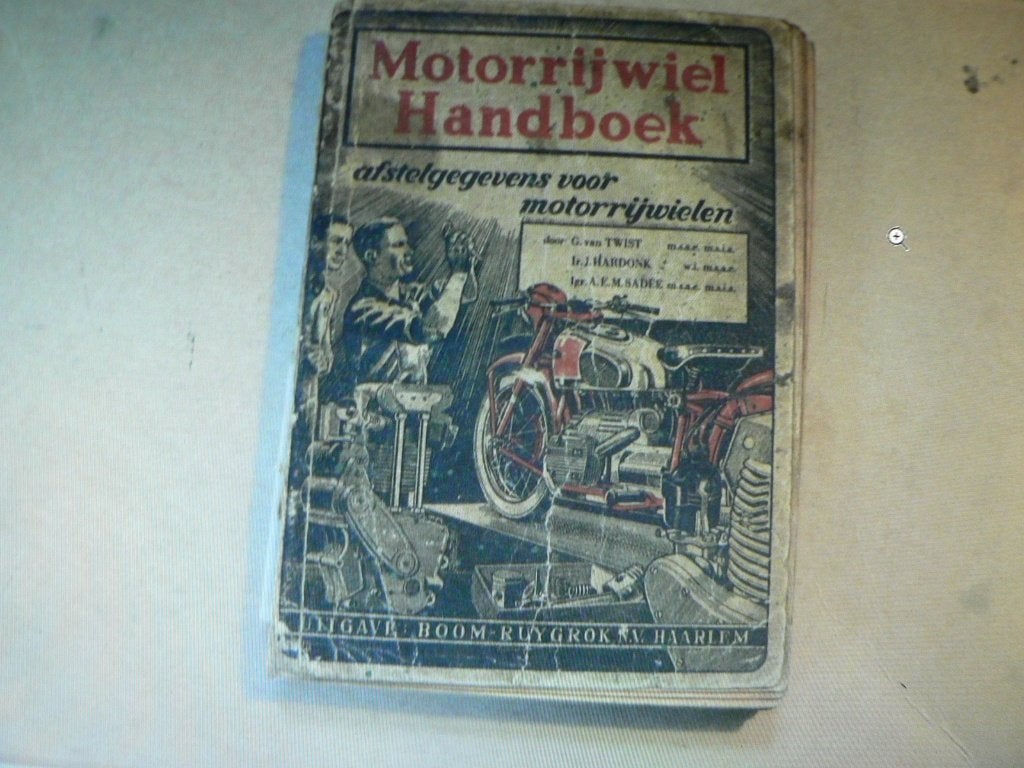 motorrijwiel handboek bovag afstelgegevens 1951 motoren, Ophalen of Verzenden, Gelezen