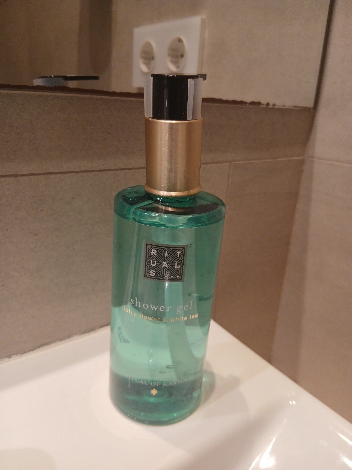 Rituals showergel lotus flower en white tea, Ophalen of Verzenden, Nieuw