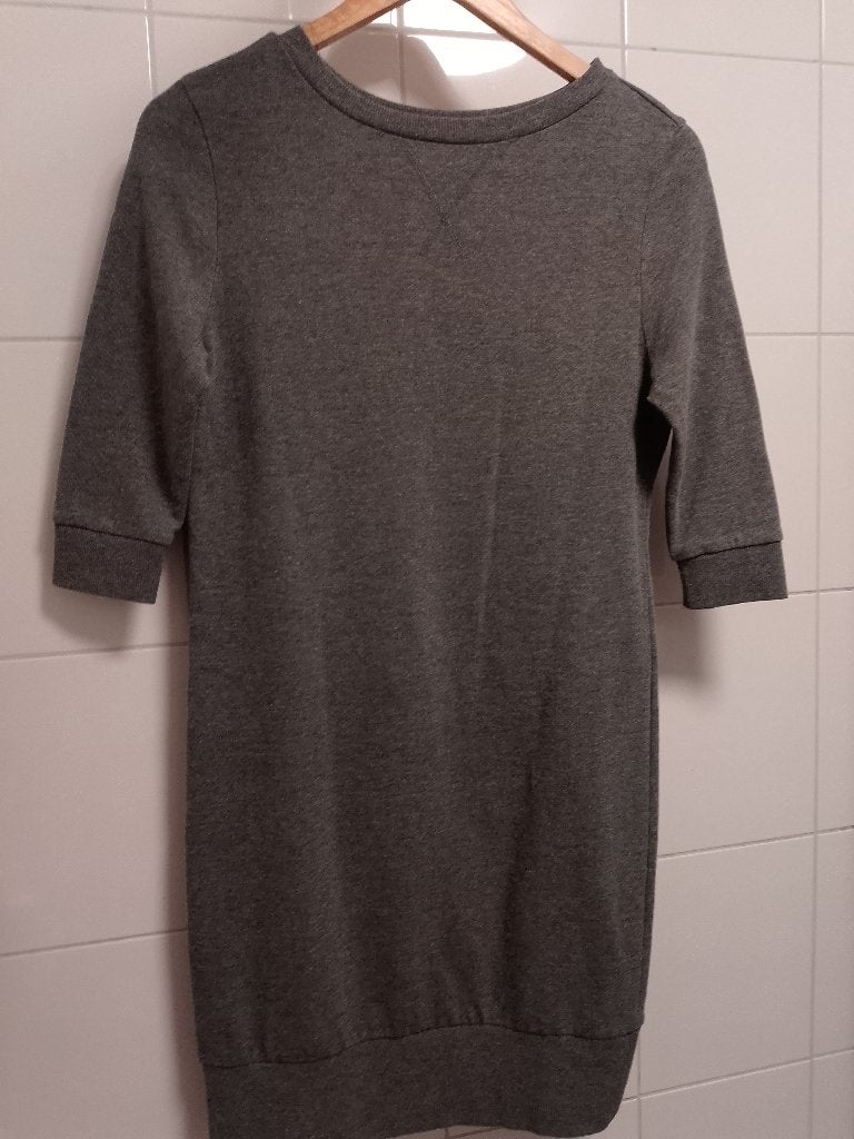 NIKKIE sweatdress donkergrijs gemêleerd maat 32 XXS, Kleding | Dames, Ophalen of Verzenden, Zo goed als nieuw, Nikkie, Maat 34 (XS) of kleiner