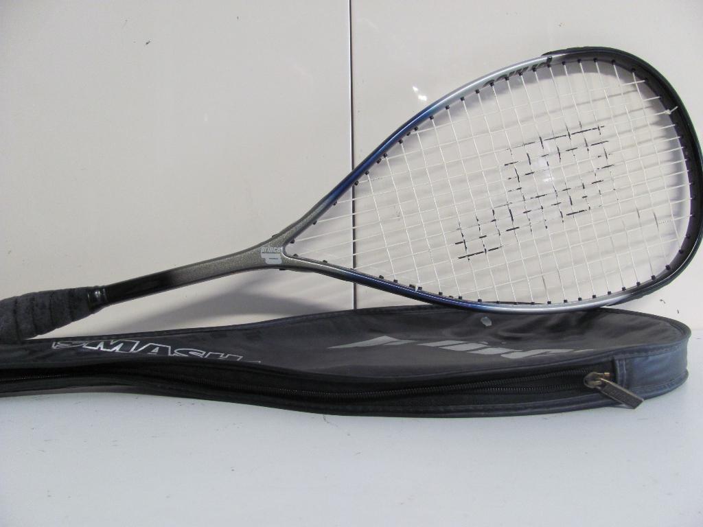 squashracket van Prince de Smash met goede bespanning, Ophalen of Verzenden, Zo goed als nieuw, Racket, Met hoes