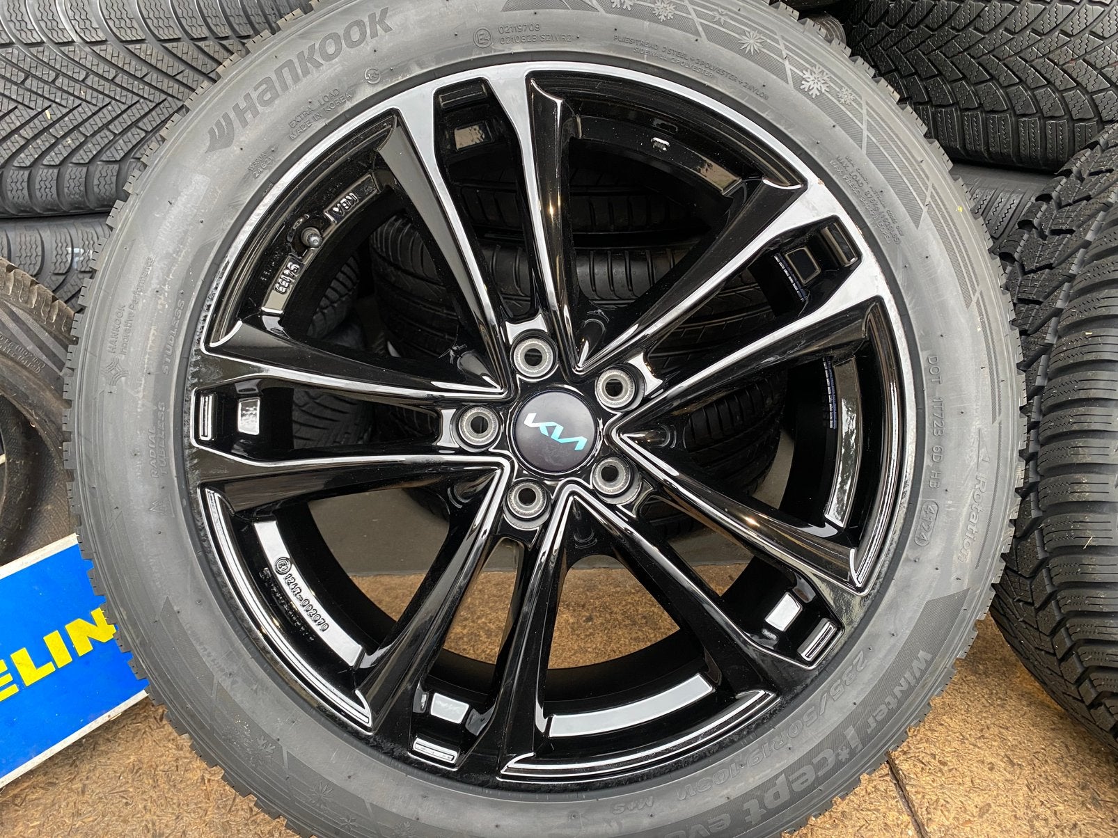 NIEUWE 19” Kia sportage NQ5 velgen + 235/50 R19 winterbanden
