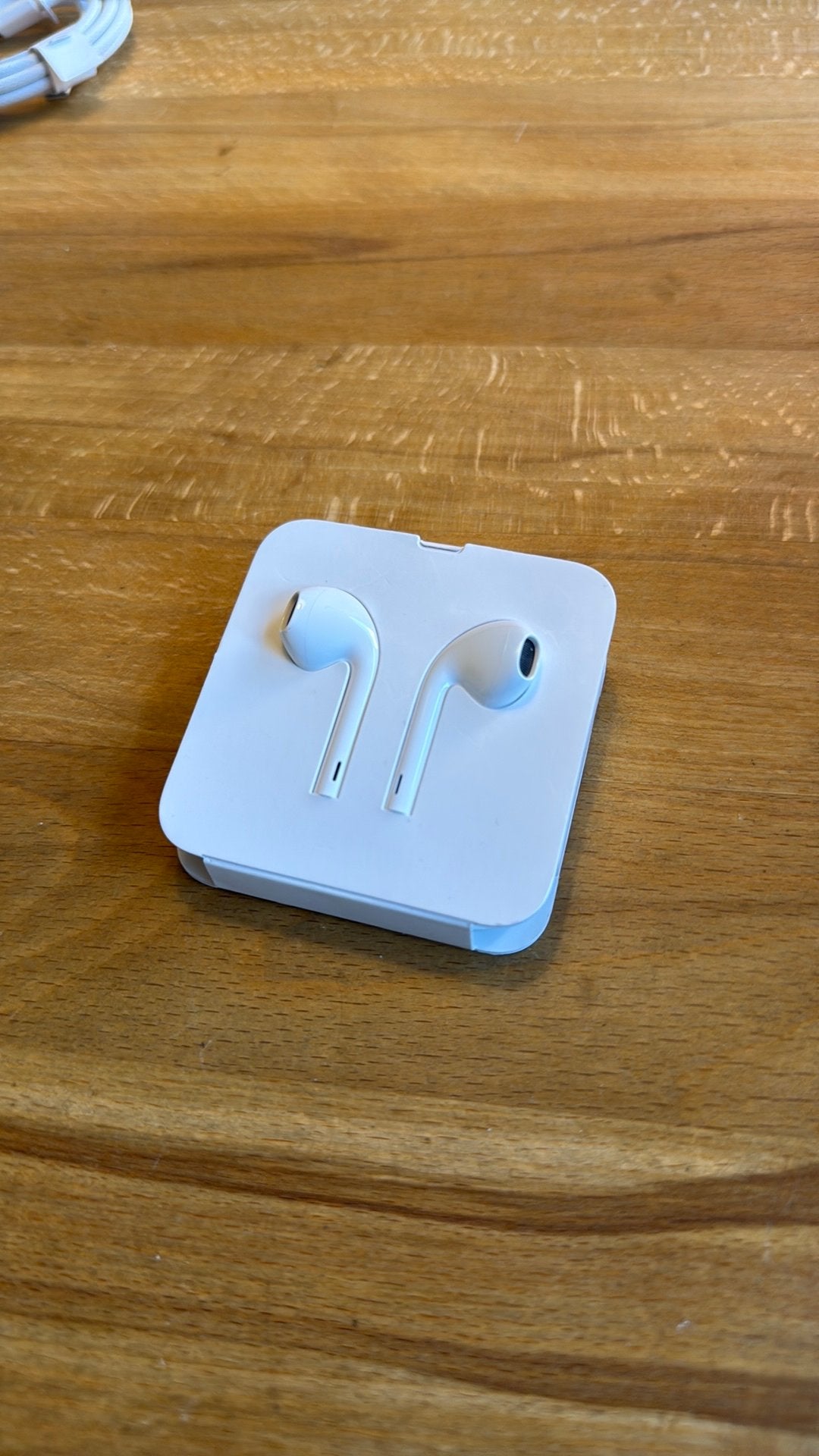 Apple Bedrade oortjes (earpods) Lightning aansluiting, Ophalen of Verzenden, Zo goed als nieuw
