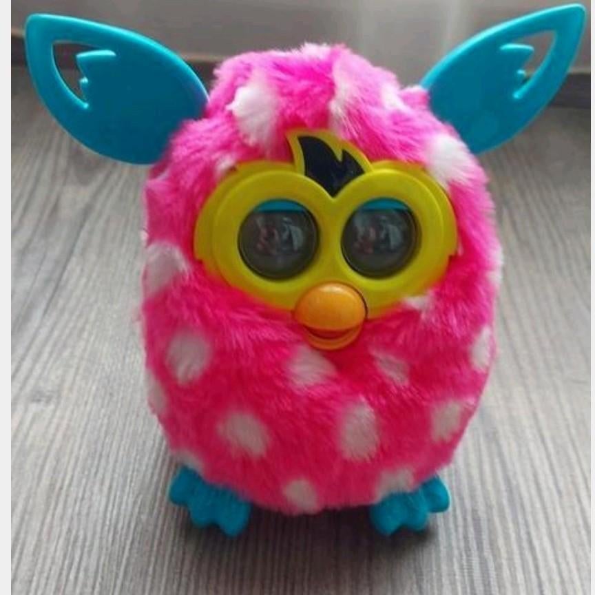 Furby Roze met Witte Stippen - Interactief Speelgoed, Kinderen en Baby's, Speelgoed | Knuffels en Pluche, Zo goed als nieuw, Overige typen