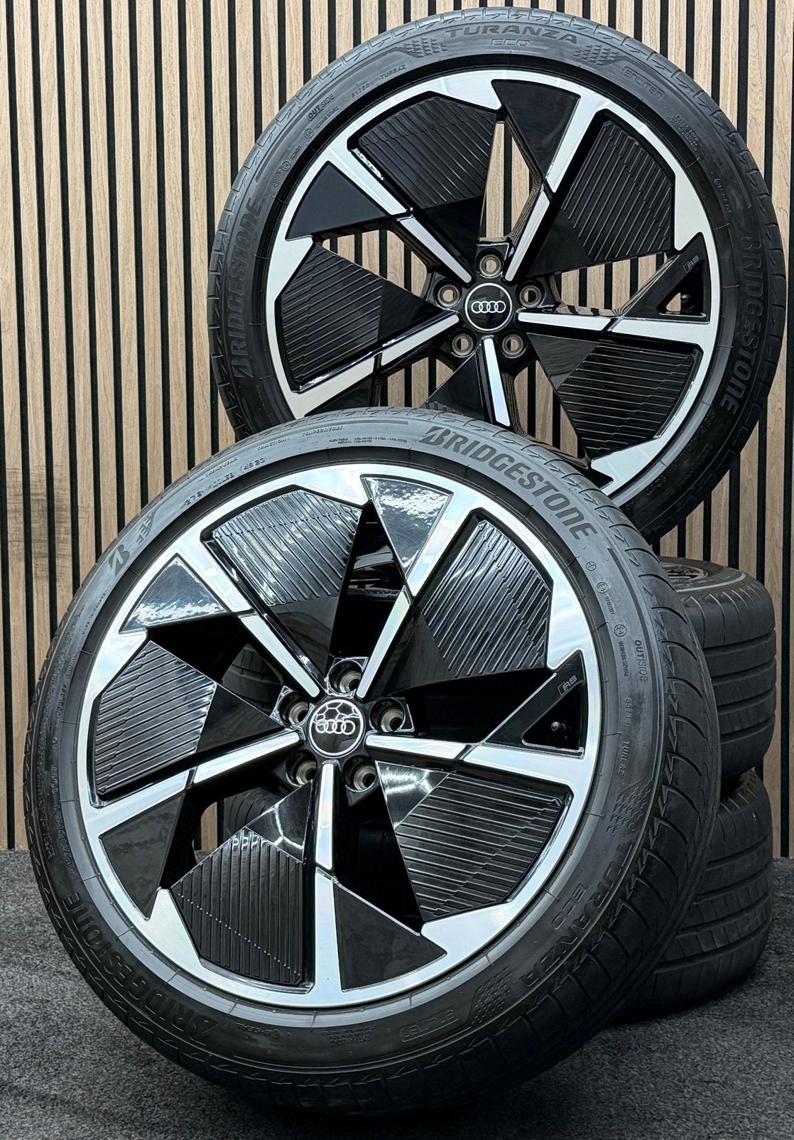 Originele 21 inch Audi Q4 e-tron RS 5x112 Bridgestone AO, Auto-onderdelen, Ophalen, ., Banden en Velgen, 21 inch