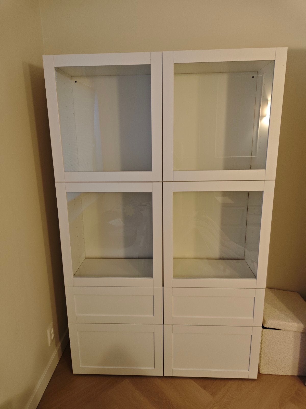 IKEA BESTÅ Opbergcombinatie met glazen deuren, wit, Ophalen, Met deur(en), 100 tot 150 cm, Modern, Scandinavisch