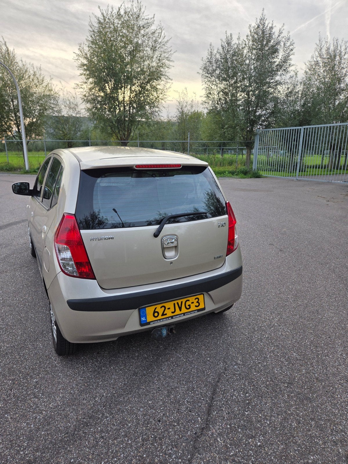 Foto 4 van Hyundai i10 1.25 I 5DR 2009 Beige