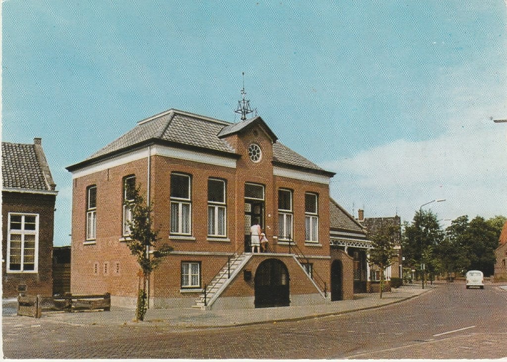 BEEK EN DONK Gemeentehuis, Verzenden, 1980 tot heden, Gelopen, Noord-Brabant